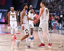 洛杉矶快船新球馆叫什么