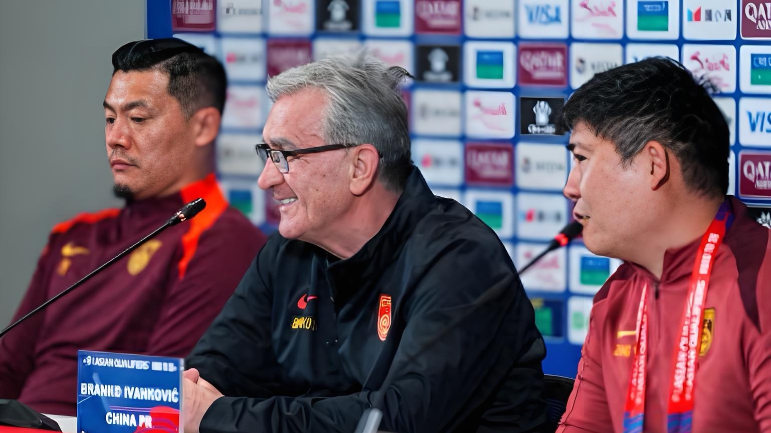 北京国安赛前内部沟通;志在英超名次提升;媒体盛赞;年轻球员得到机会的简单介绍 北京国安赛前内部沟通;志在英超名次提升;媒体盛赞;年轻球员得到机会的简单介绍