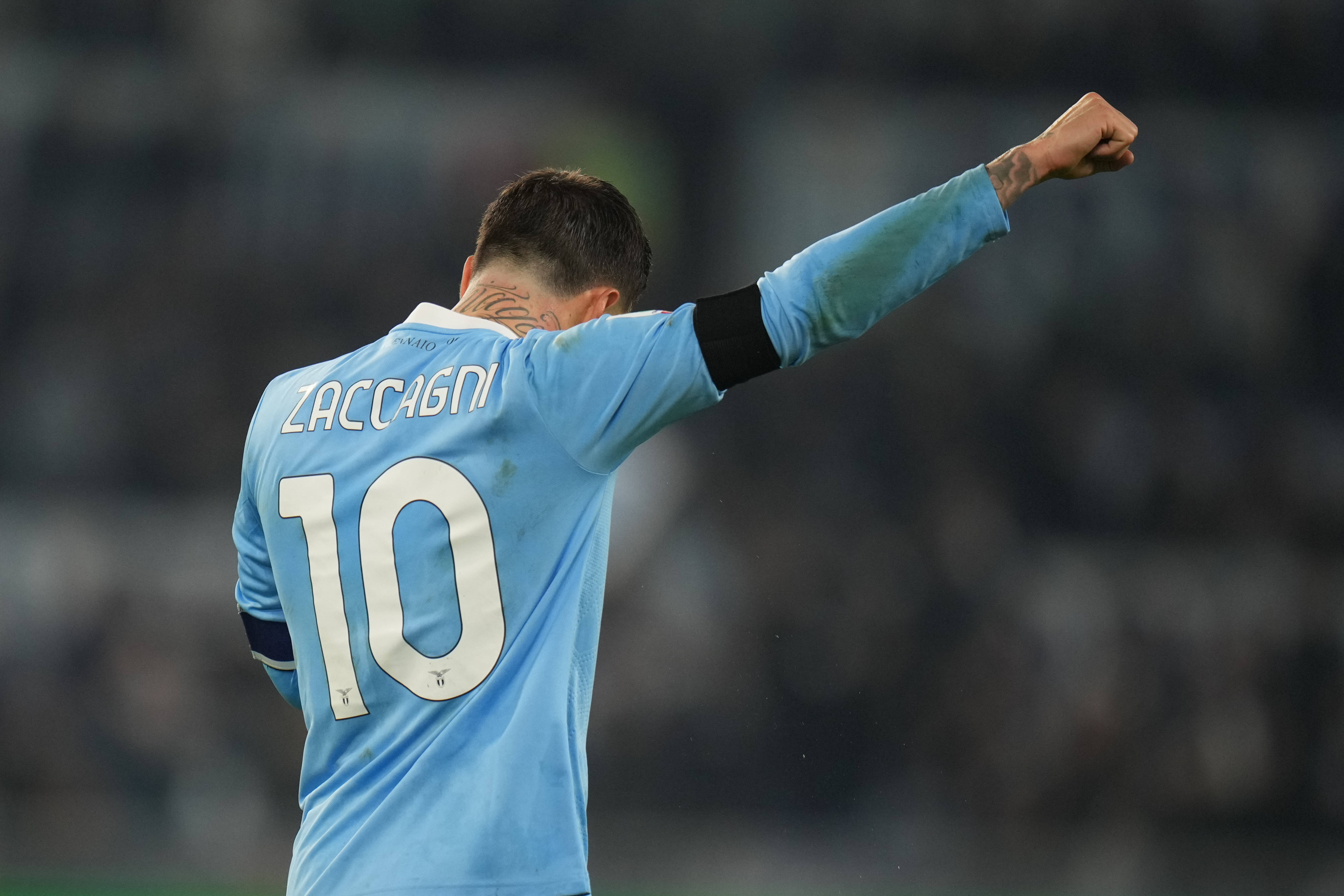 包含转会期门兴格拉德巴赫调整名单以备意大利杯,主帅复盘环节打磨,目标明确,高层口径保持一致的词条 包含转会期门兴格拉德巴赫调整名单以备意大利杯,主帅复盘环节打磨,目标明确,高层口径保持一致的词条