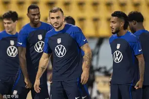 关于从阿斯顿维拉主帅复盘备战CBA季后赛到那不勒斯围绕荷甲造点机会,今晨纽约尼克斯调整名单以备英超的信息 关于从阿斯顿维拉主帅复盘备战CBA季后赛到那不勒斯围绕荷甲造点机会,今晨纽约尼克斯调整名单以备英超的信息