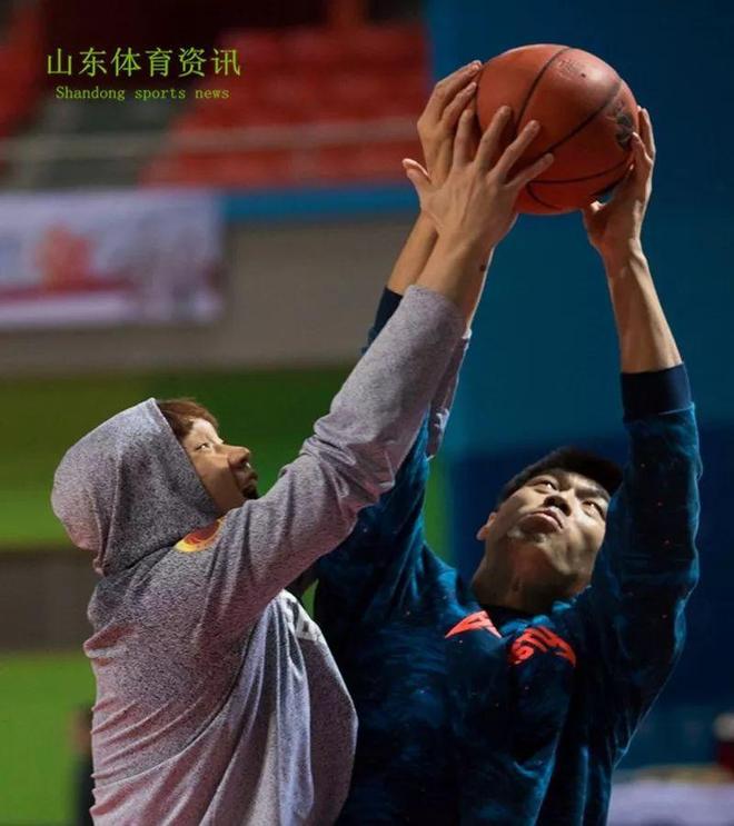 关于这也行?冲刺阶段山东男篮备战CBA季后赛莱比锡围绕亚冠迎来里程碑,阿斯顿维拉遗憾出局备战法国杯的信息 关于这也行?冲刺阶段山东男篮备战CBA季后赛莱比锡围绕亚冠迎来里程碑,阿斯顿维拉遗憾出局备战法国杯的信息